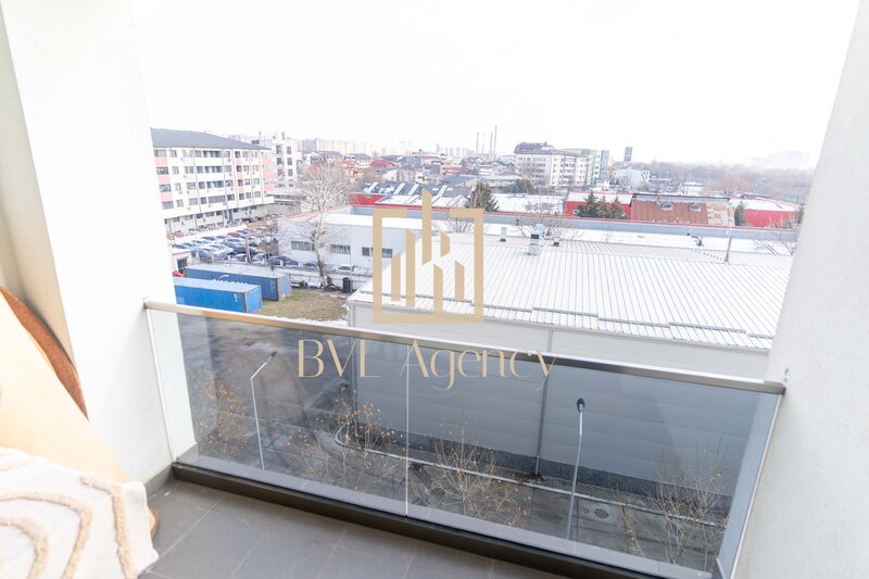 Mihai Bravu, Splaiul Unirii paratament 2 camere